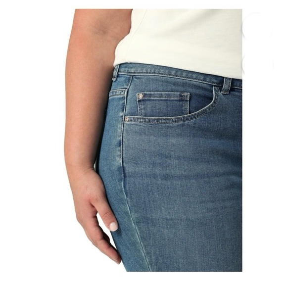 Lee® Women's Plus High Rise Skinny Jean, Size 22W Petite - Picture 4 of 14